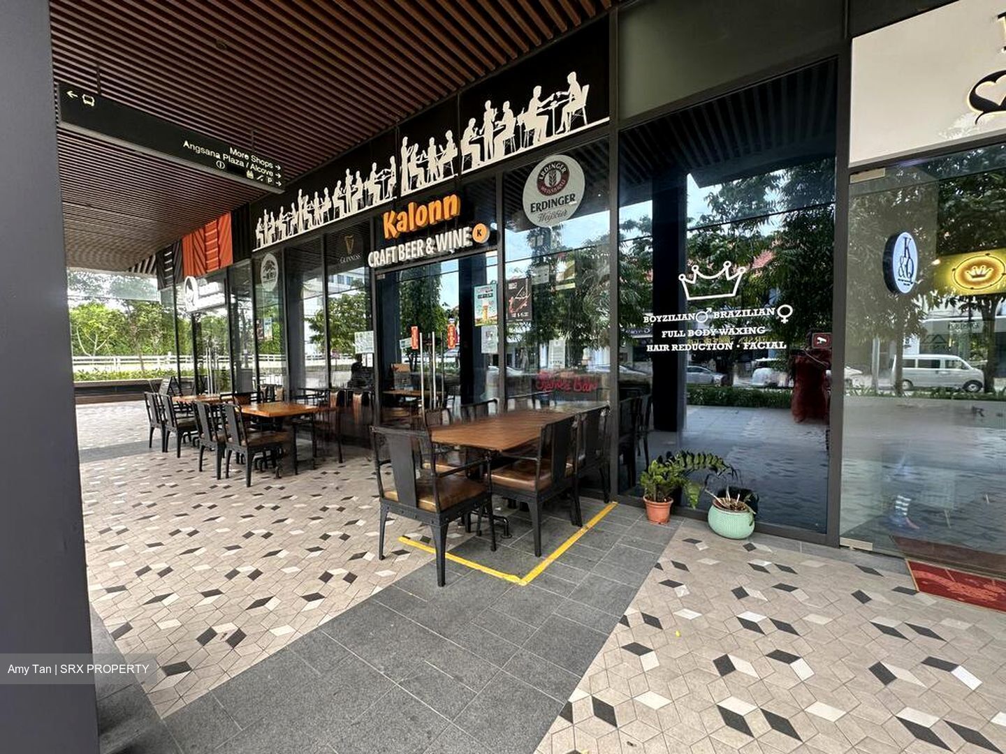 The Venue Shoppes (D13), Retail #455984511